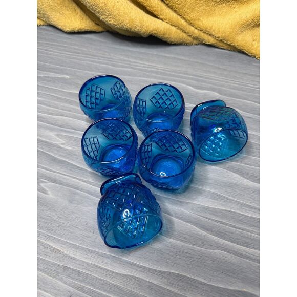 Cornflower Blue Vintage Shot Glasses – Set of 6 |‎ Mid-Century Bar Cart Decor - Picture 4 of 7